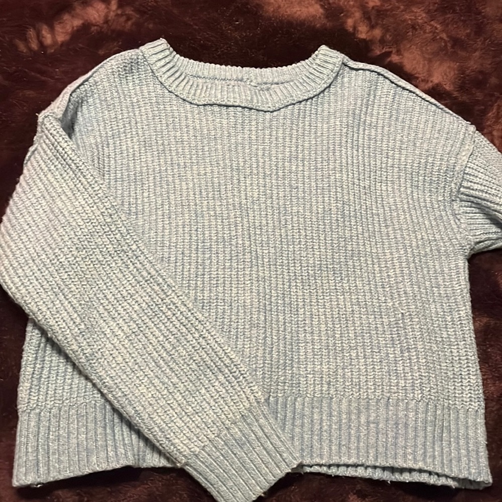 blue cropped sweater